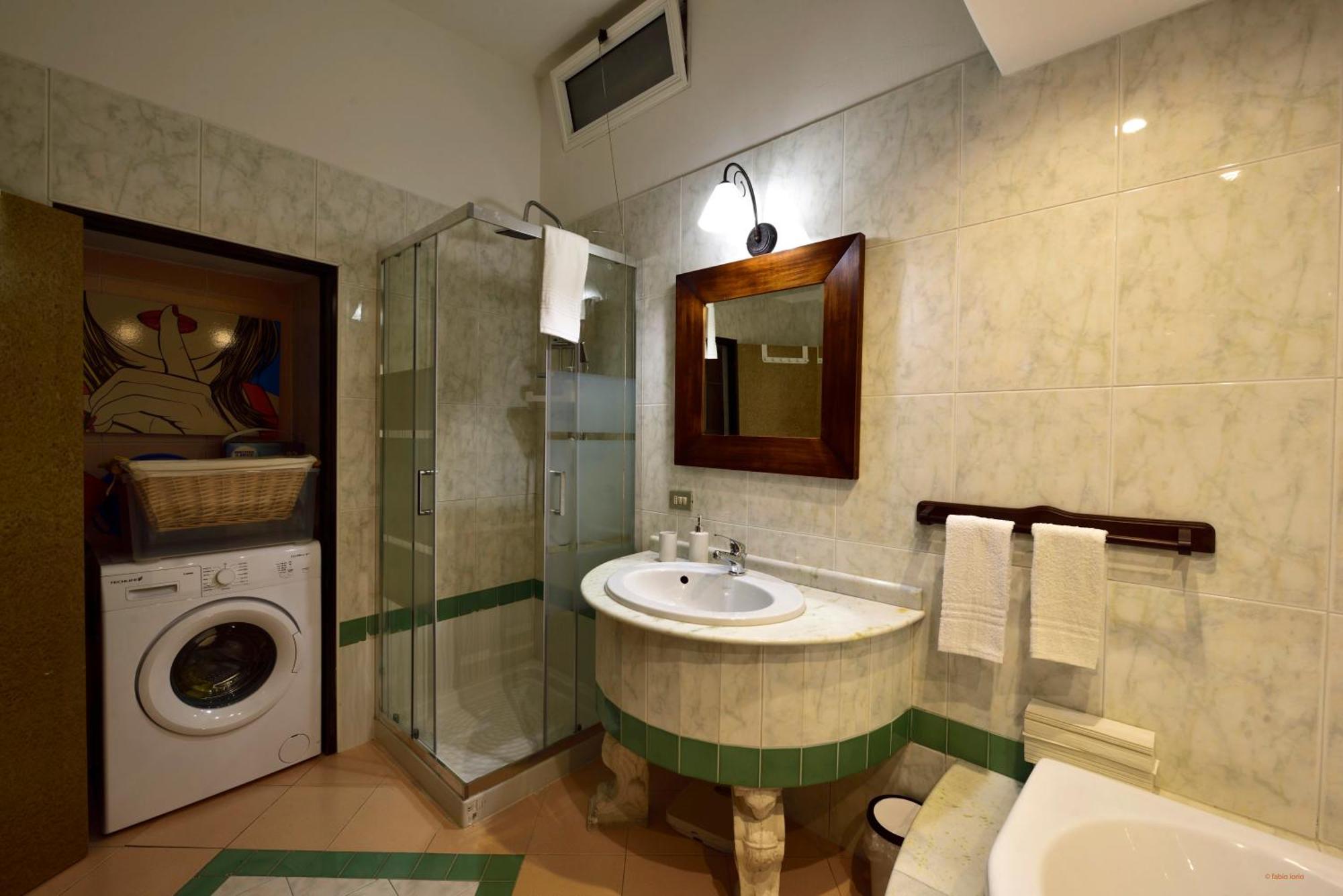 Ciaobari Apartment - Elegant 4 Bedrooms In The Heart Of Old Town Екстериор снимка