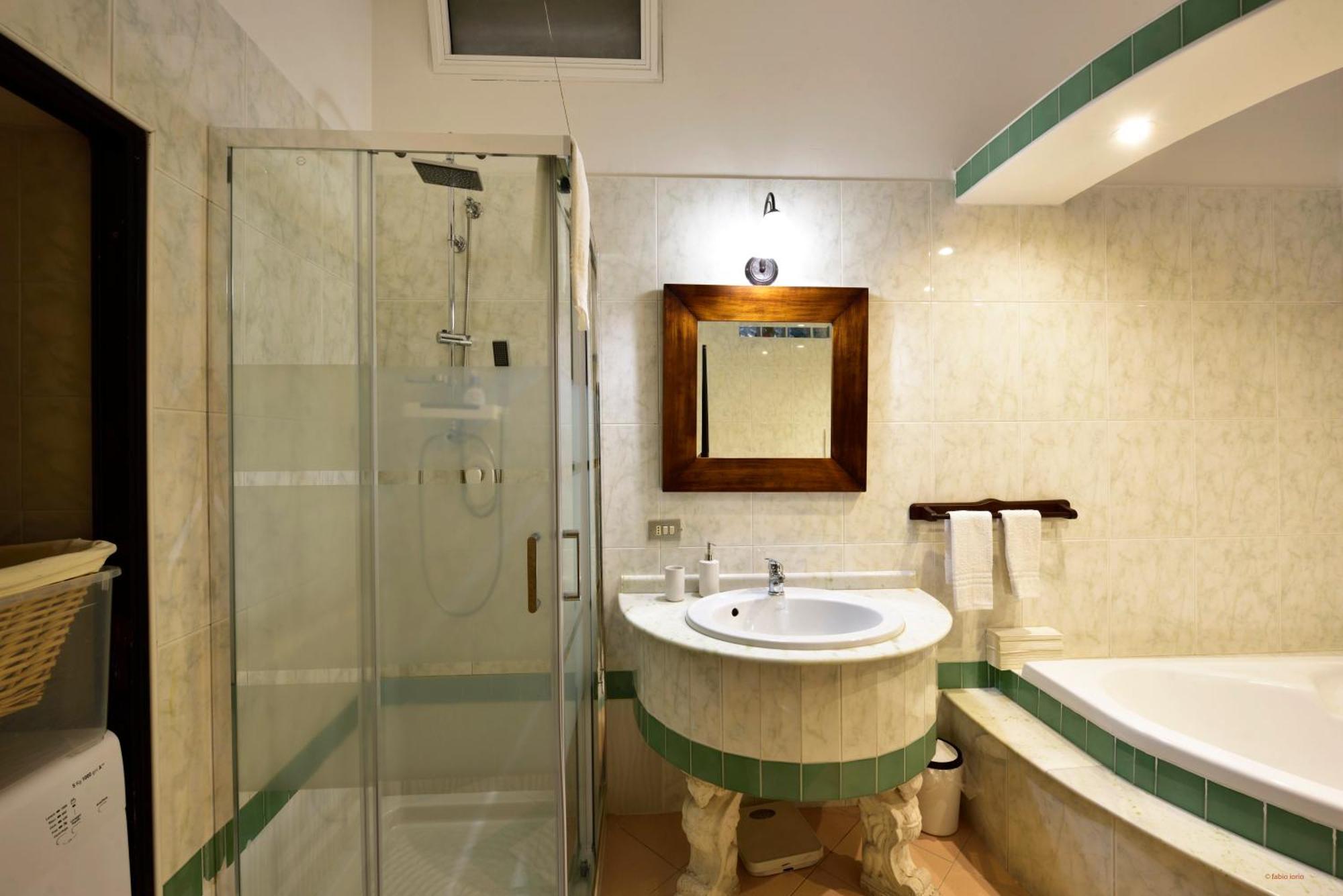 Ciaobari Apartment - Elegant 4 Bedrooms In The Heart Of Old Town Екстериор снимка