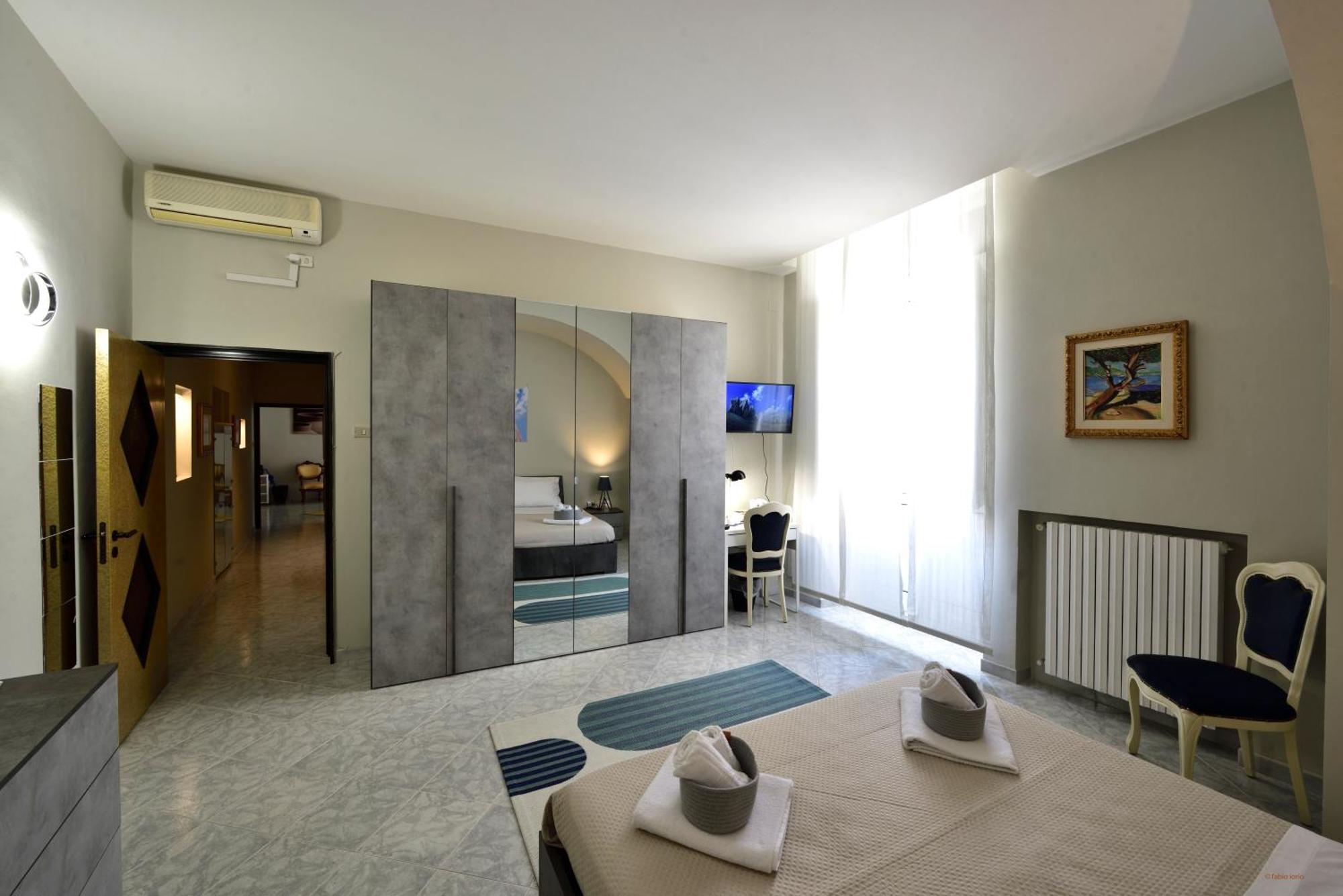 Ciaobari Apartment - Elegant 4 Bedrooms In The Heart Of Old Town Екстериор снимка